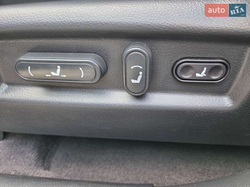 Внедорожник / Кроссовер Hyundai Santa FE 2008 в Киеве