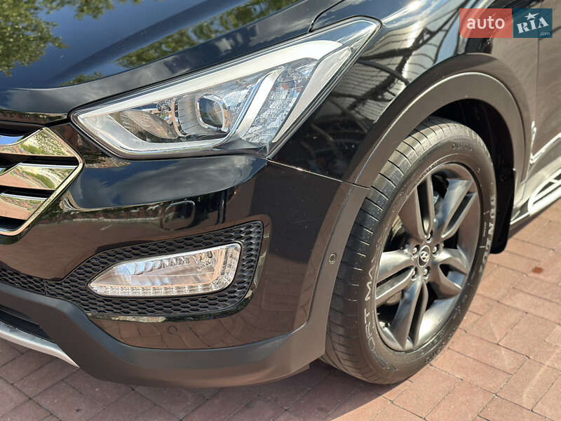 Позашляховик / Кросовер Hyundai Santa FE 2014 в Рівному