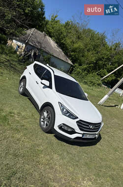 Позашляховик / Кросовер Hyundai Santa FE 2017 в 