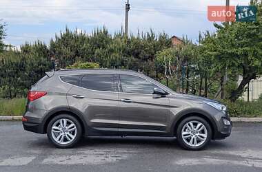 Позашляховик / Кросовер Hyundai Santa FE 2013 в 