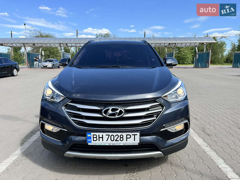 Позашляховик / Кросовер Hyundai Santa FE 2015 в Кривому Розі