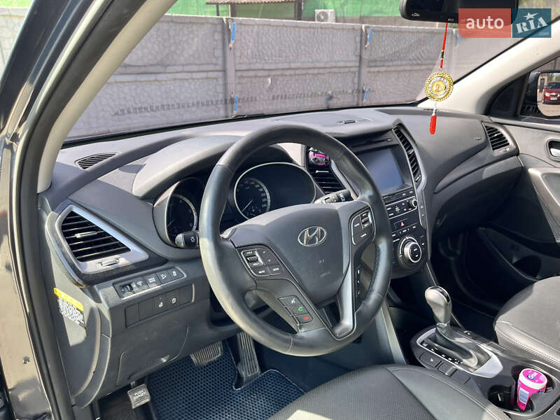 Позашляховик / Кросовер Hyundai Santa FE 2015 в Кривому Розі