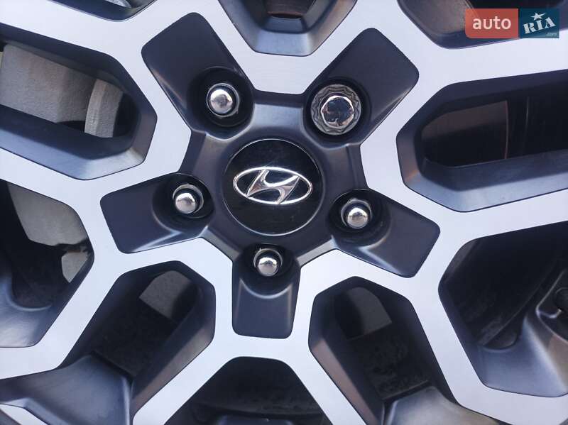 Внедорожник / Кроссовер Hyundai Santa FE 2022 в Одессе