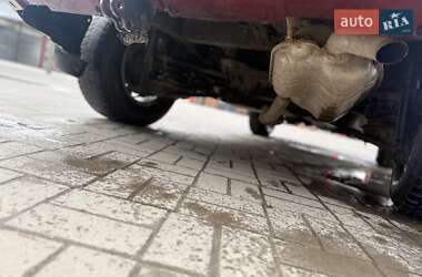 Внедорожник / Кроссовер Hyundai Santa FE 2001 в 