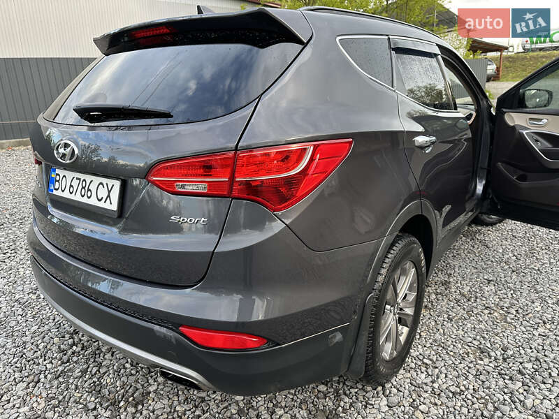 Позашляховик / Кросовер Hyundai Santa FE 2015 в Заліщиках