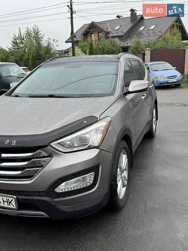 Позашляховик / Кросовер Hyundai Santa FE 2014 в Вінниці