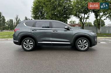 Позашляховик / Кросовер Hyundai Santa FE 2019 в 