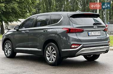 Позашляховик / Кросовер Hyundai Santa FE 2019 в 