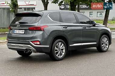 Позашляховик / Кросовер Hyundai Santa FE 2019 в 