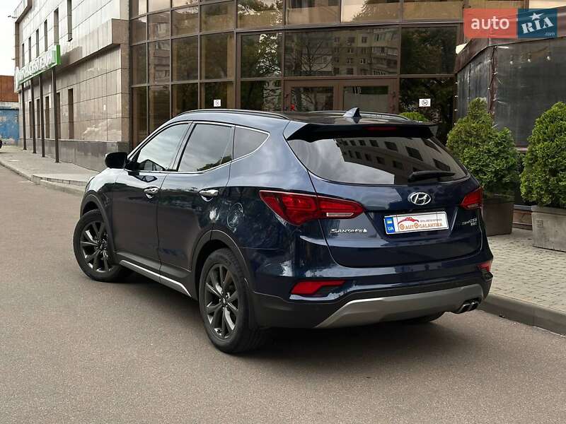 Позашляховик / Кросовер Hyundai Santa FE 2016 в Одесі