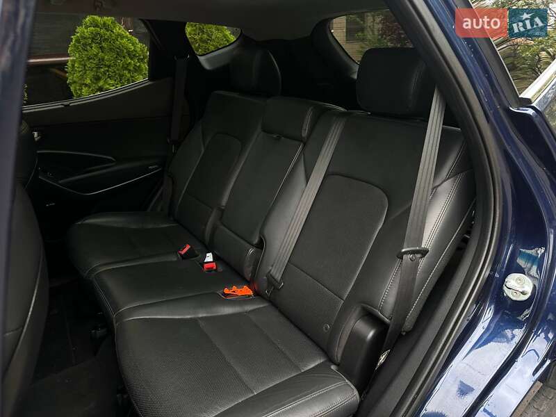 Позашляховик / Кросовер Hyundai Santa FE 2016 в Одесі