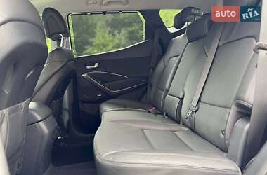 Внедорожник / Кроссовер Hyundai Santa FE 2016 в 