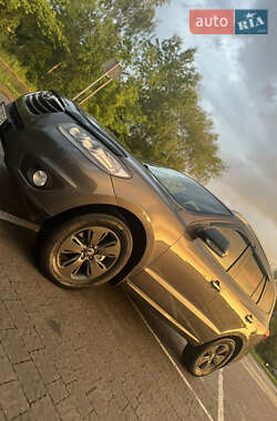 Внедорожник / Кроссовер Hyundai Santa FE 2010 в 