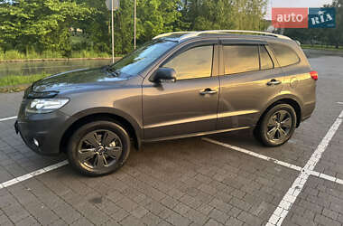 Внедорожник / Кроссовер Hyundai Santa FE 2010 в 