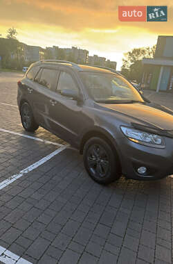 Внедорожник / Кроссовер Hyundai Santa FE 2010 в 