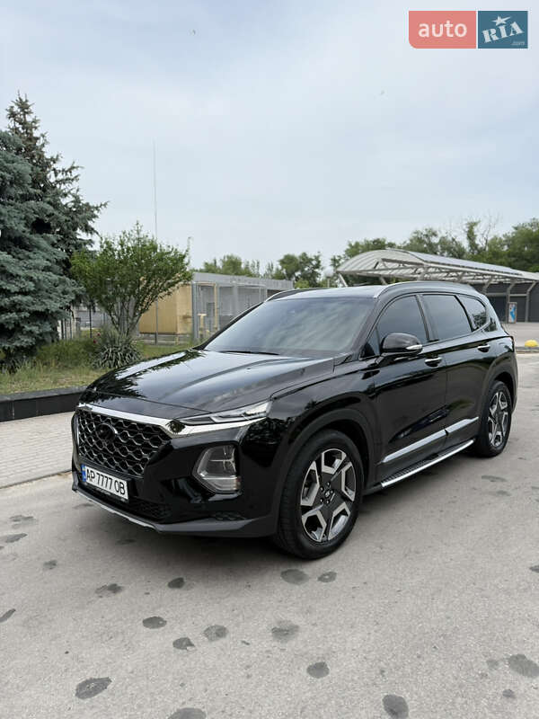 Позашляховик / Кросовер Hyundai Santa FE 2019 в 
