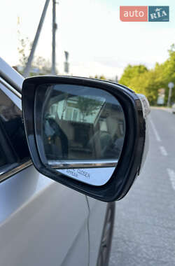 Внедорожник / Кроссовер Hyundai Santa FE 2013 в 