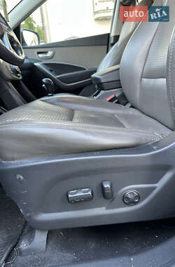 Внедорожник / Кроссовер Hyundai Santa FE 2013 в 