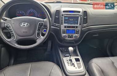 Позашляховик / Кросовер Hyundai Santa FE 2011 в 