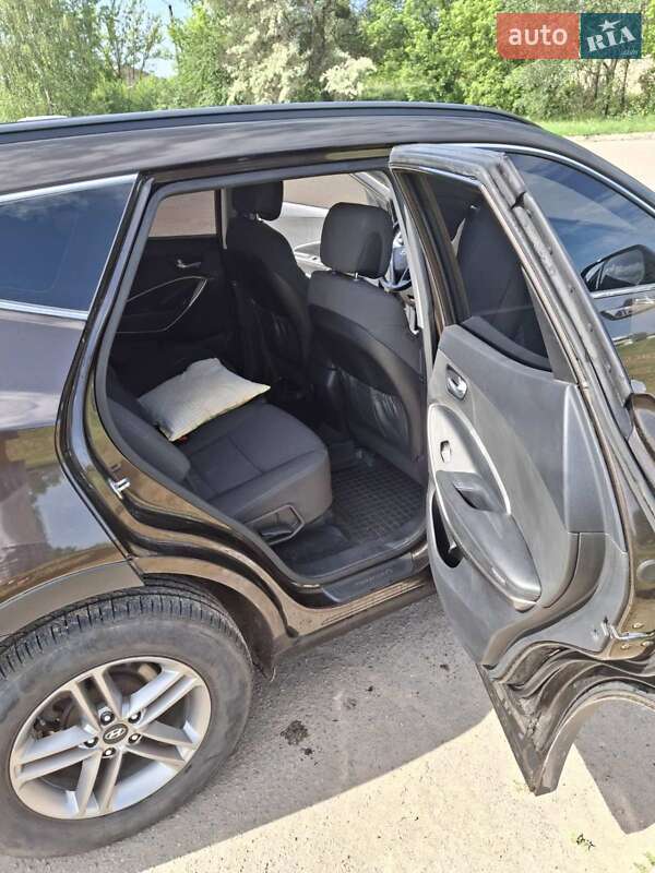 Позашляховик / Кросовер Hyundai Santa FE 2017 в Харкові