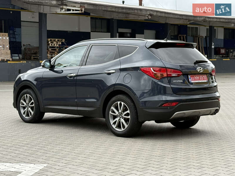 Позашляховик / Кросовер Hyundai Santa FE 2014 в Рівному