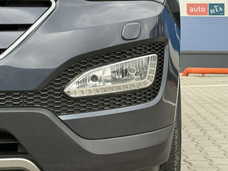 Позашляховик / Кросовер Hyundai Santa FE 2014 в Рівному