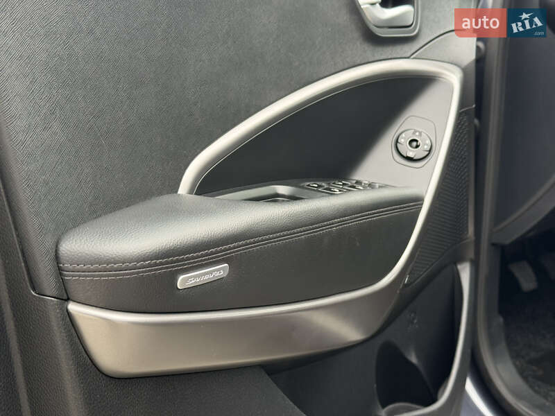Позашляховик / Кросовер Hyundai Santa FE 2014 в Рівному