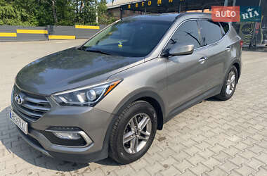 Внедорожник / Кроссовер Hyundai Santa FE 2016 в Киеве