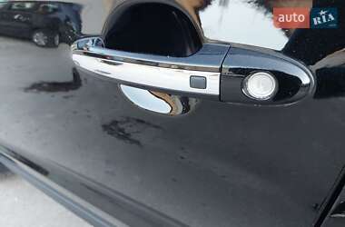 Позашляховик / Кросовер Hyundai Santa FE 2011 в 