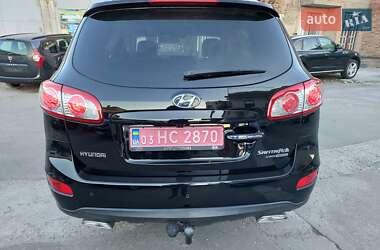 Позашляховик / Кросовер Hyundai Santa FE 2011 в 
