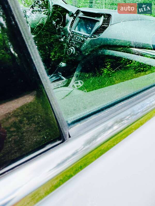 Позашляховик / Кросовер Hyundai Santa FE 2016 в Києві