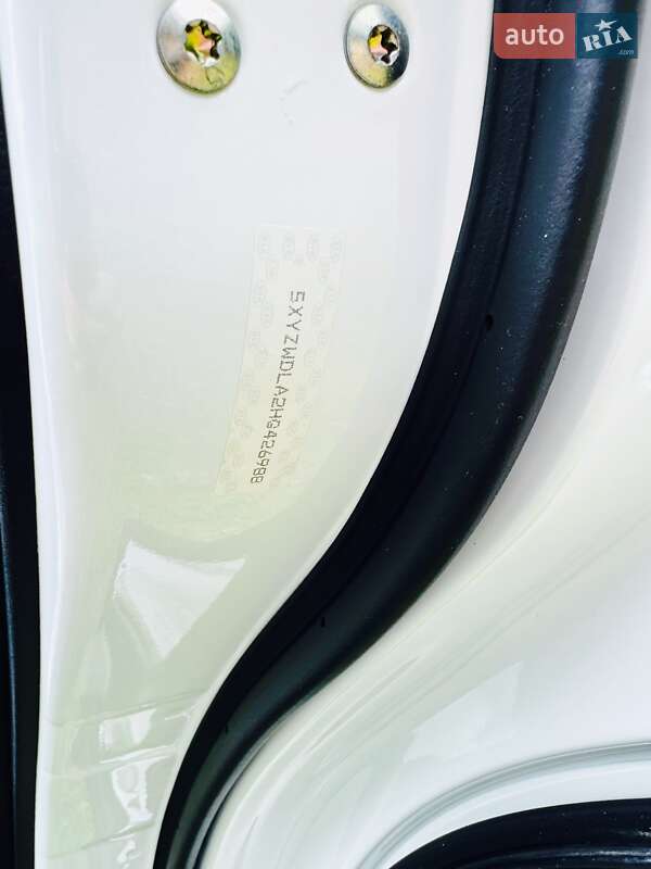 Позашляховик / Кросовер Hyundai Santa FE 2016 в Києві