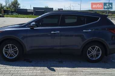 Позашляховик / Кросовер Hyundai Santa FE 2017 в 