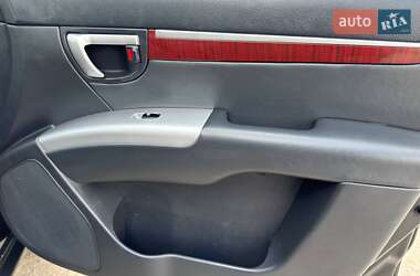 Позашляховик / Кросовер Hyundai Santa FE 2010 в 