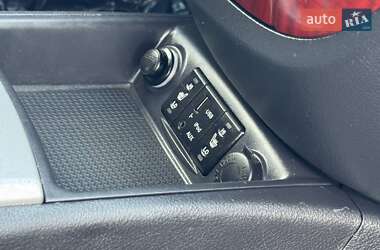 Позашляховик / Кросовер Hyundai Santa FE 2010 в 