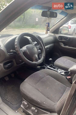 Внедорожник / Кроссовер Hyundai Santa FE 2001 в 