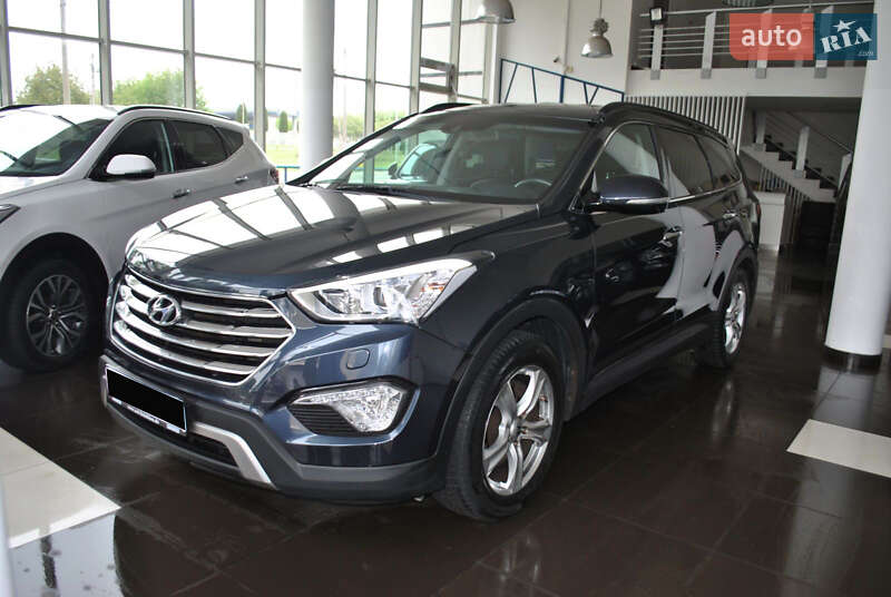 Позашляховик / Кросовер Hyundai Santa FE 2015 в Рівному