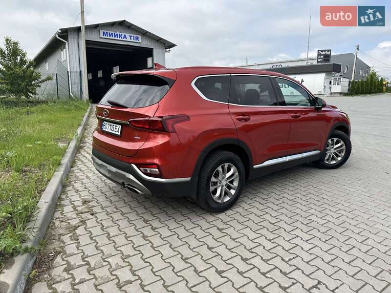 Внедорожник / Кроссовер Hyundai Santa FE 2019 в Хмельницком