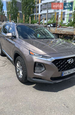 Внедорожник / Кроссовер Hyundai Santa FE 2019 в Киеве
