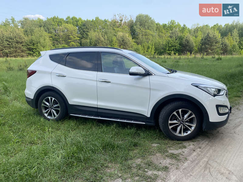 Внедорожник / Кроссовер Hyundai Santa FE 2014 в Ровно