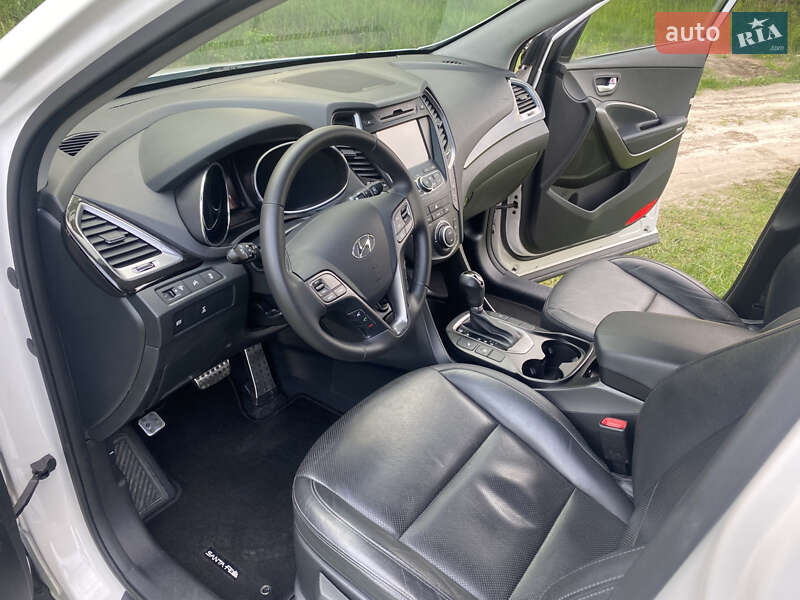 Внедорожник / Кроссовер Hyundai Santa FE 2014 в Ровно