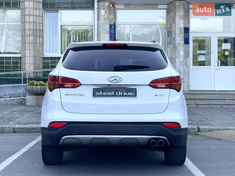 Позашляховик / Кросовер Hyundai Santa FE 2013 в Миколаєві