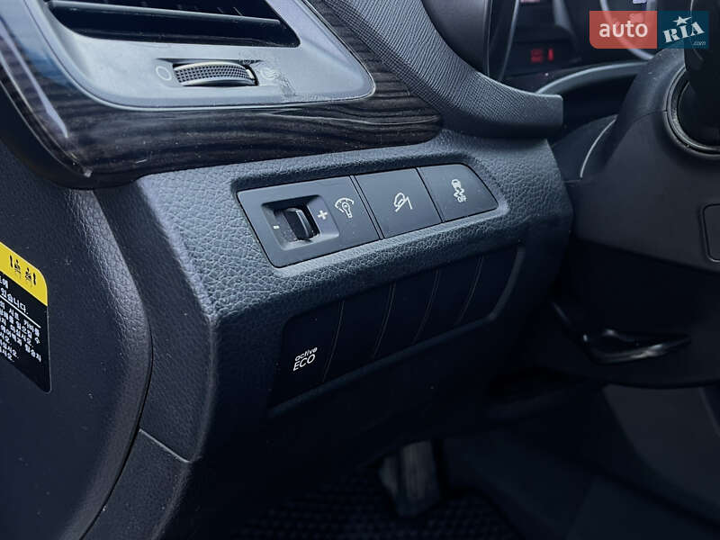 Позашляховик / Кросовер Hyundai Santa FE 2013 в Миколаєві