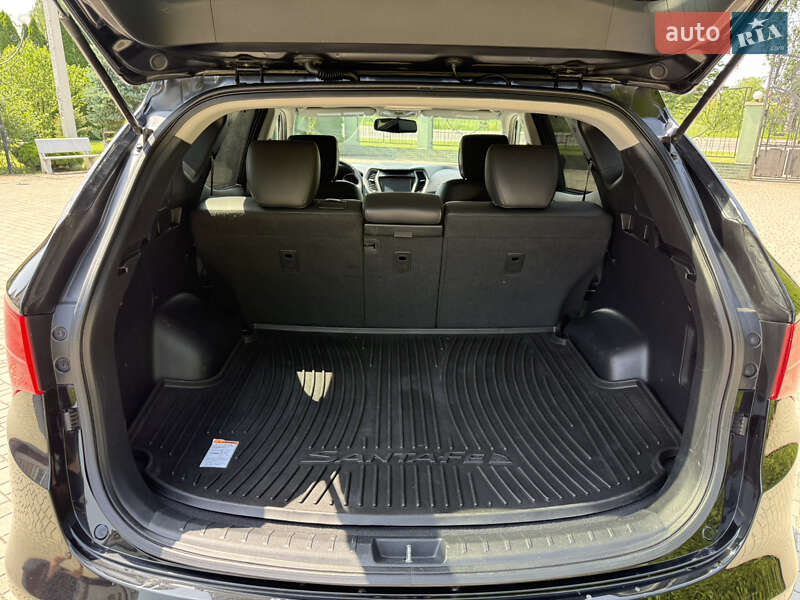 Внедорожник / Кроссовер Hyundai Santa FE 2014 в Львове