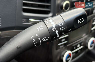 Внедорожник / Кроссовер Hyundai Santa FE 2010 в 