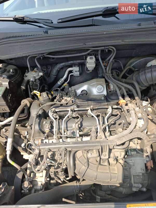 Позашляховик / Кросовер Hyundai Santa FE 2011 в Луцьку