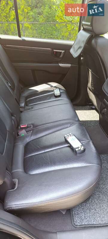 Позашляховик / Кросовер Hyundai Santa FE 2011 в Луцьку