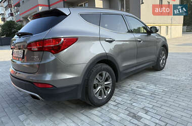 Внедорожник / Кроссовер Hyundai Santa FE 2013 в 