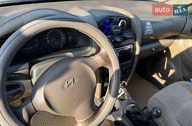 Внедорожник / Кроссовер Hyundai Santa FE 2001 в 