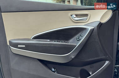 Внедорожник / Кроссовер Hyundai Santa FE 2013 в 